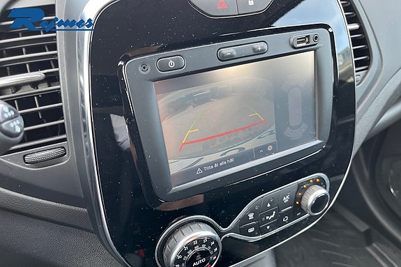 Renault Captur 12 of 21