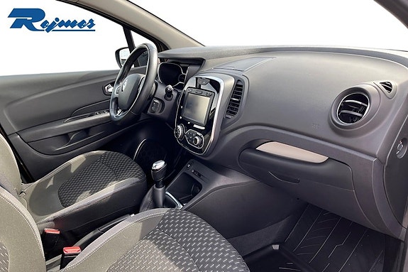 Renault Captur 14 of 21