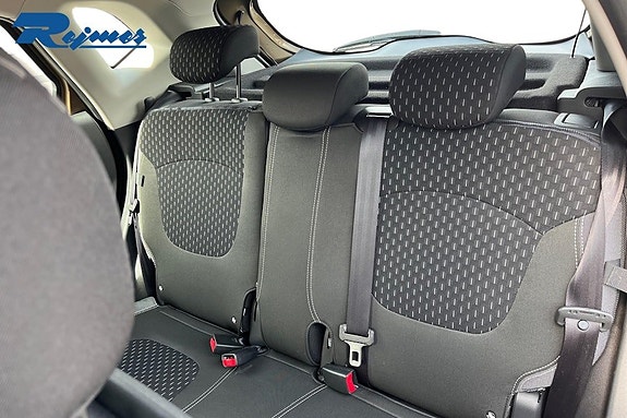 Renault Captur 15 of 21