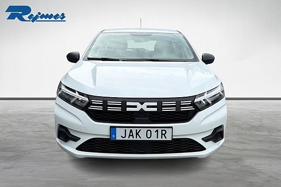 Dacia Sandero 2 of 19