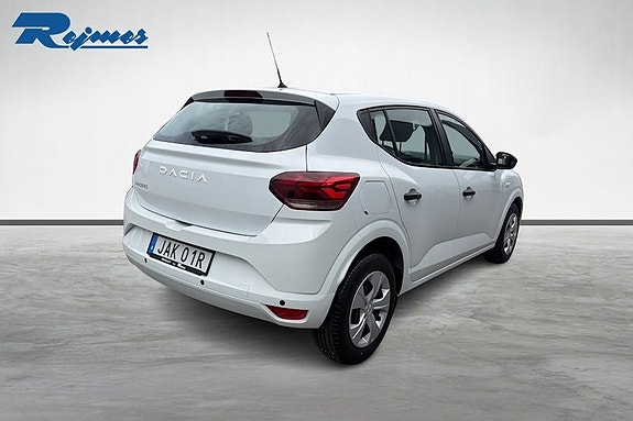 Dacia Sandero 5 of 19