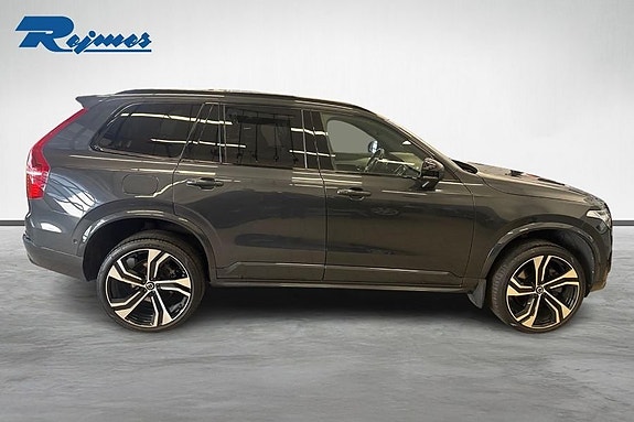 Volvo XC90 6 of 19