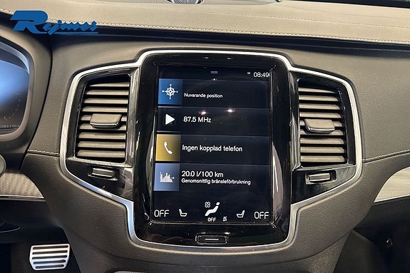 Volvo XC90 14 of 19