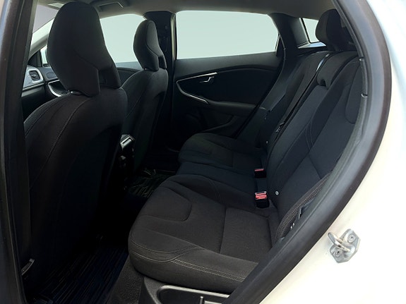 Volvo V40 8 of 11