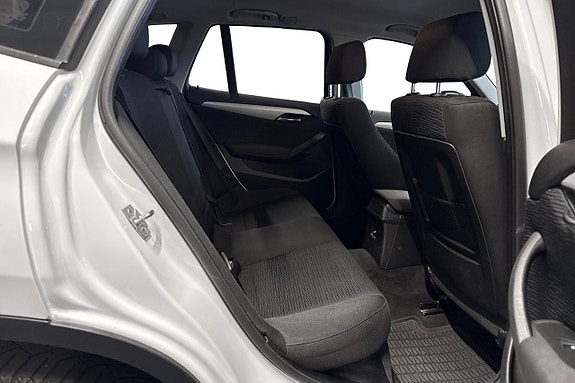 BMW X1 20 of 21