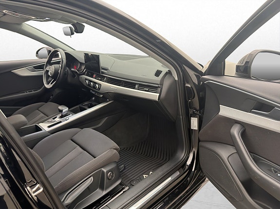 Audi A4 29 of 30