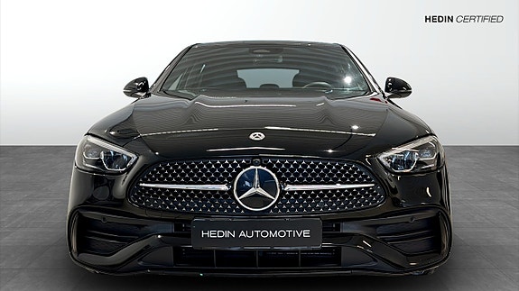 Mercedes-Benz C300 e 8 of 13