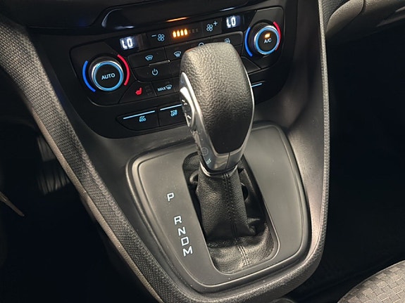 Ford Transit Connect 12 of 13