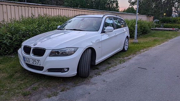 BMW 320d 5 of 5