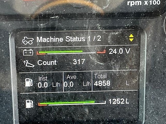 Volvo R100E 9 of 24