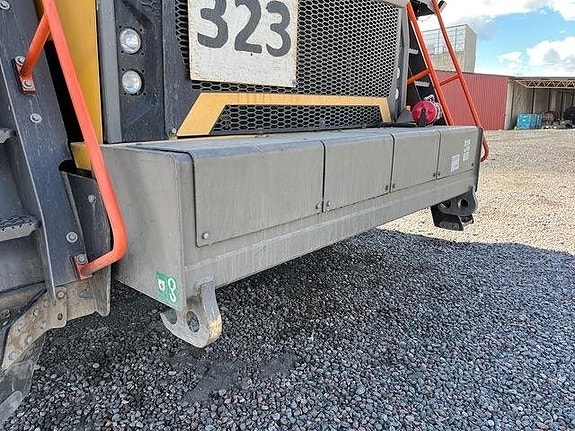Volvo R100E 8 of 24