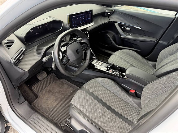 Peugeot 2008 7 of 7