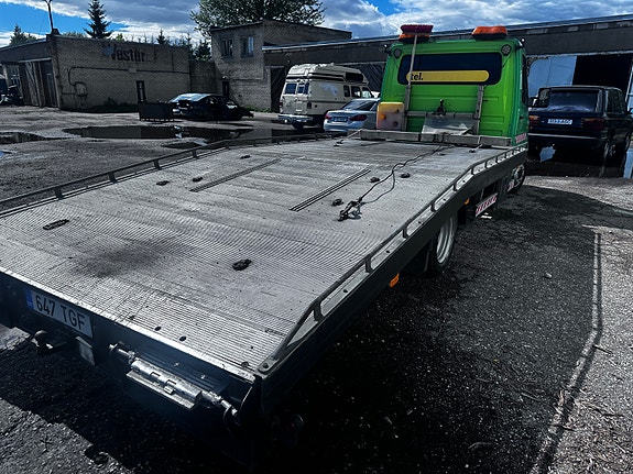 Mercedes-Benz Sprinter 216 4 of 5