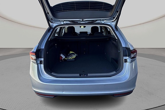 Skoda Superb 7 of 8