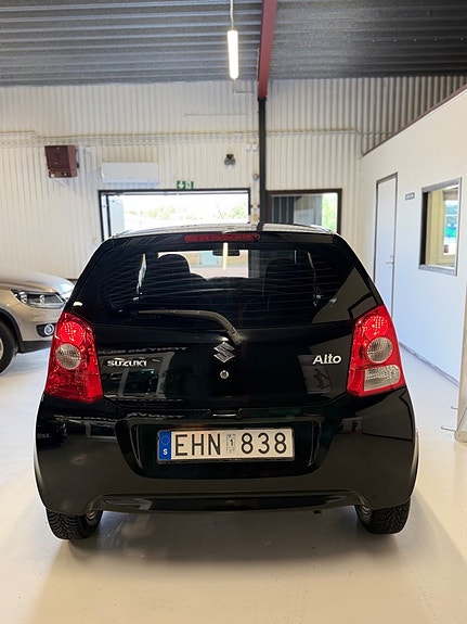 Suzuki Alto 10 of 19