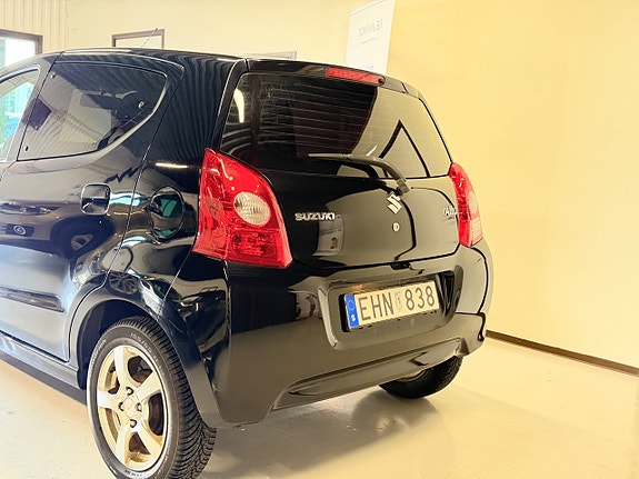 Suzuki Alto 8 of 19