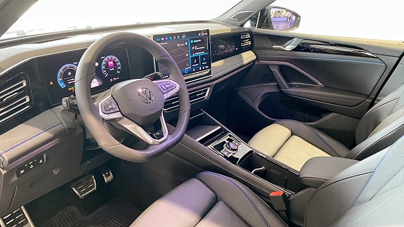 Volkswagen Tiguan 7 of 17