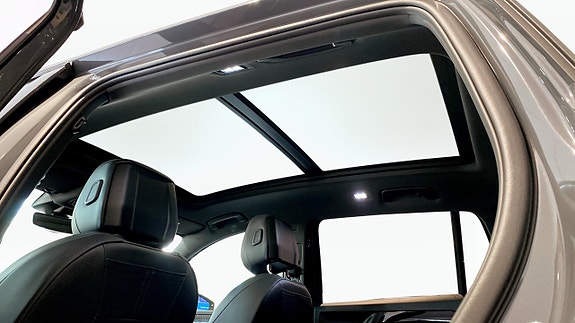 Volkswagen Tiguan 9 of 17