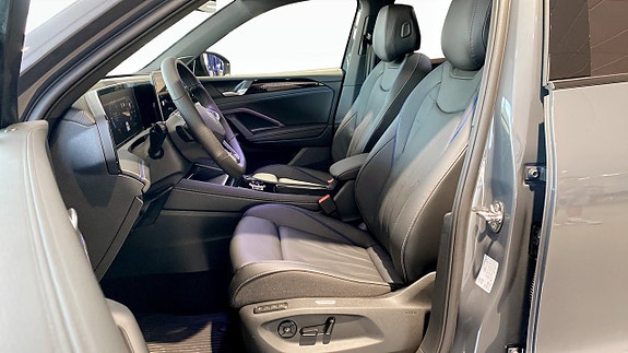 Volkswagen Tiguan 8 of 17
