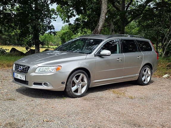Volvo V70 6 of 10