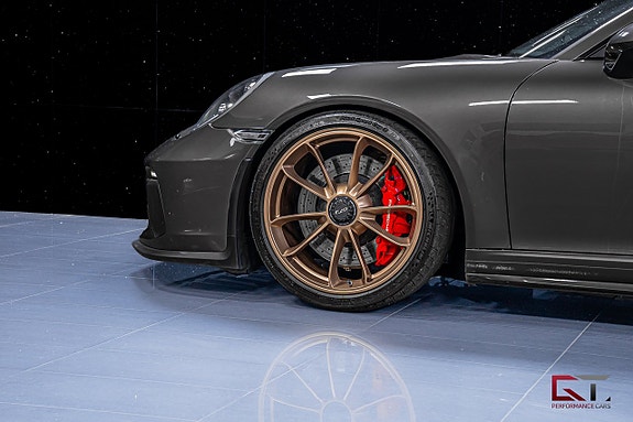 Porsche 911 5 of 5