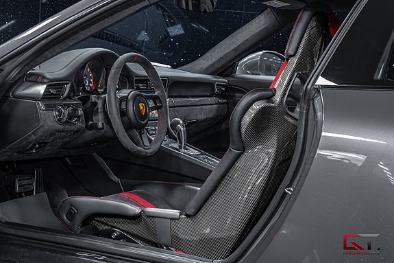 Porsche 911 12 of 23