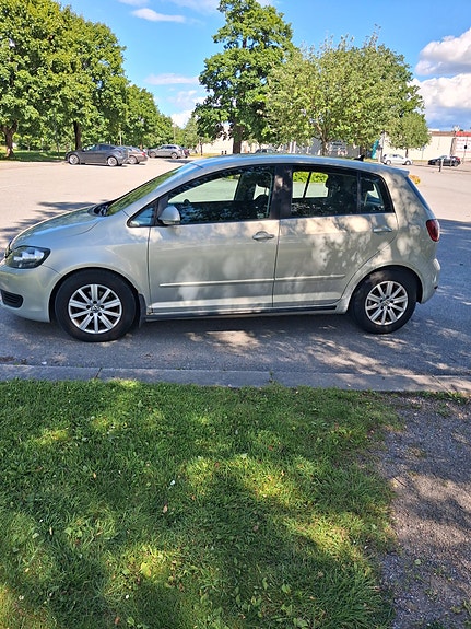 Volkswagen Golf Plus 6 of 6