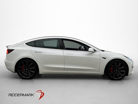 Tesla Model 3 5 of 5