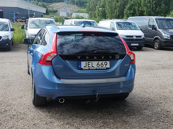 Volvo V60 9 of 11