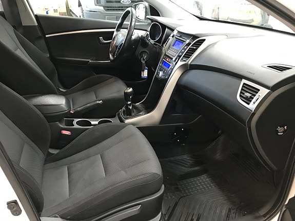 Hyundai i30 15 of 21