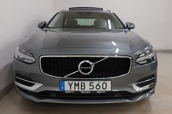 Volvo V90 2 of 5