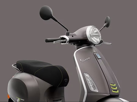 Vespa Tech 50 Beställningsvara 3 of 5