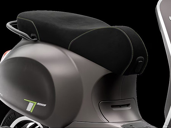 Vespa Tech 50 Beställningsvara 4 of 5