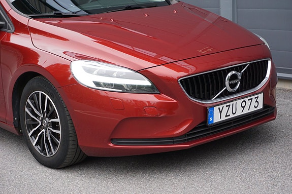 Volvo V40 5 of 5