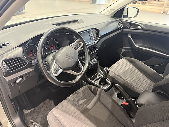 Volkswagen T-Cross 11 of 20