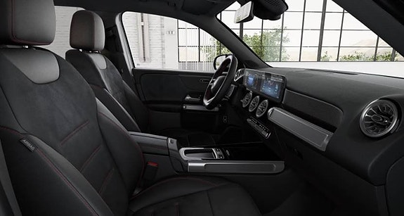 Mercedes-Benz GLB220 d 2 of 2