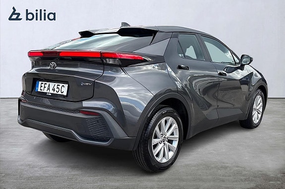 Toyota C-HR 19 of 21