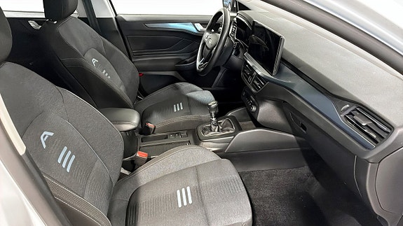 Ford Focus 3 of 12