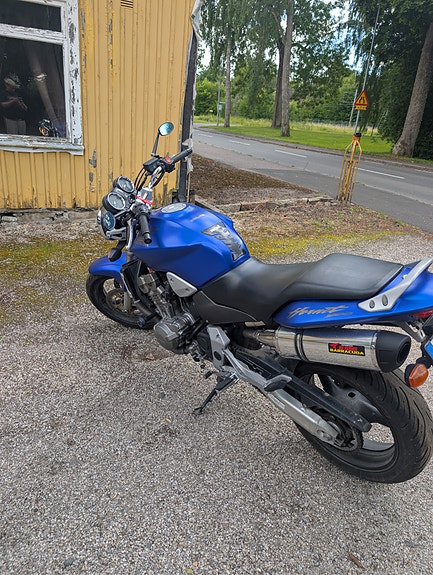 Honda CB900F 3 of 5