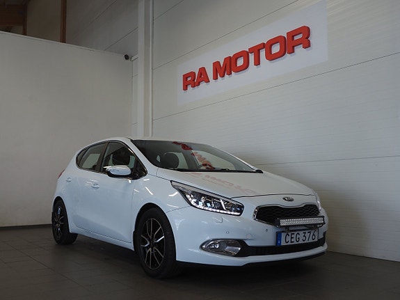 Kia Ceed 3 of 21