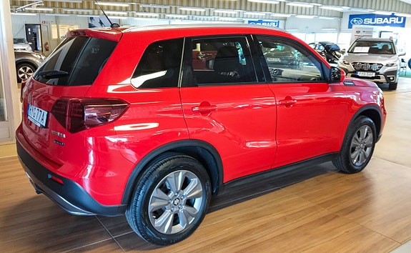 Suzuki Vitara 4 of 5