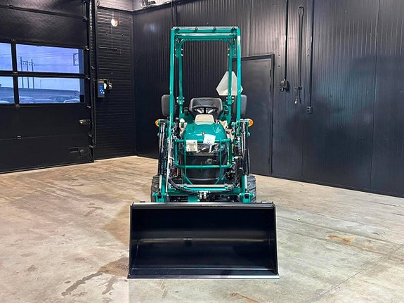 Kompakttraktor Lovol 25 hk med frontlastare 2 of 12