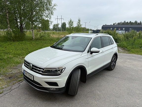 Volkswagen Tiguan 2 of 8