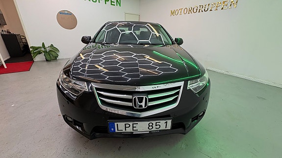 Honda Accord 6 of 27