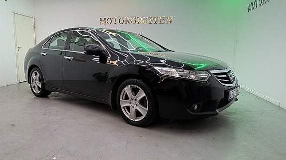 Honda Accord 3 of 5