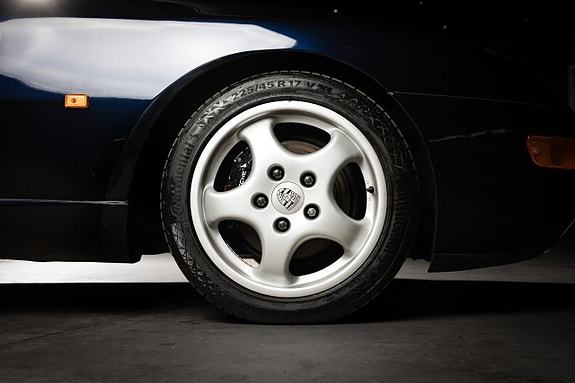 Porsche 968 27 of 28