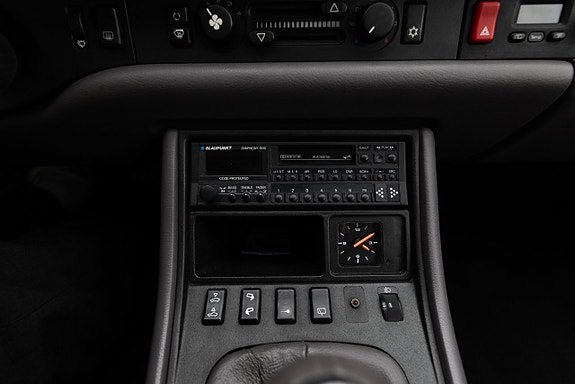 Porsche 968 23 of 28