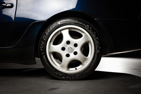 Porsche 968 25 of 28