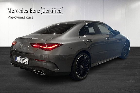 Mercedes-Benz CLA200 4 of 17