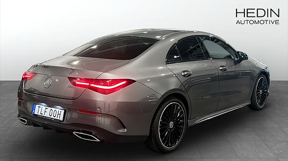 Mercedes-Benz CLA200 2 of 5